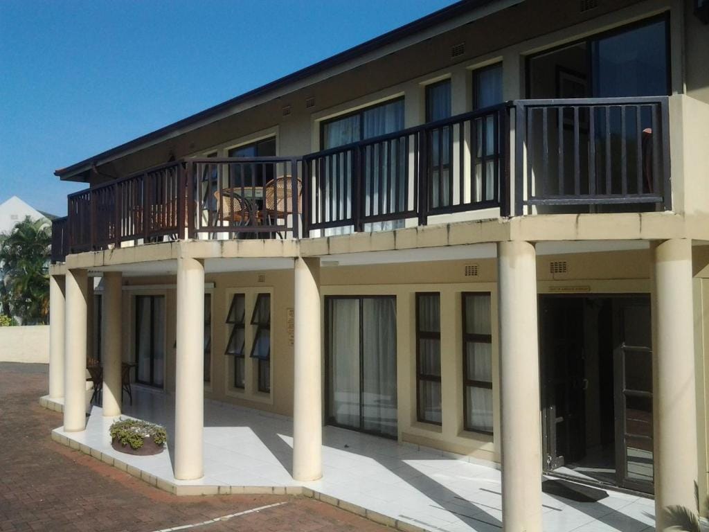 Fairways Hotel — 1