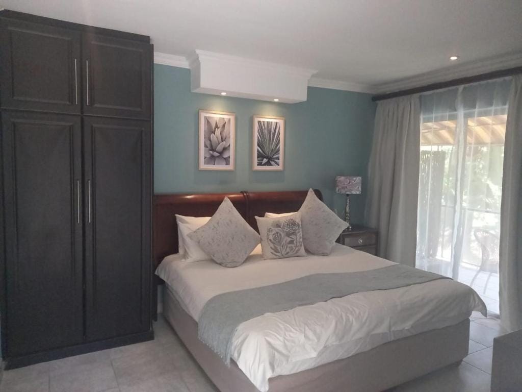 Fairways Hotel — 2