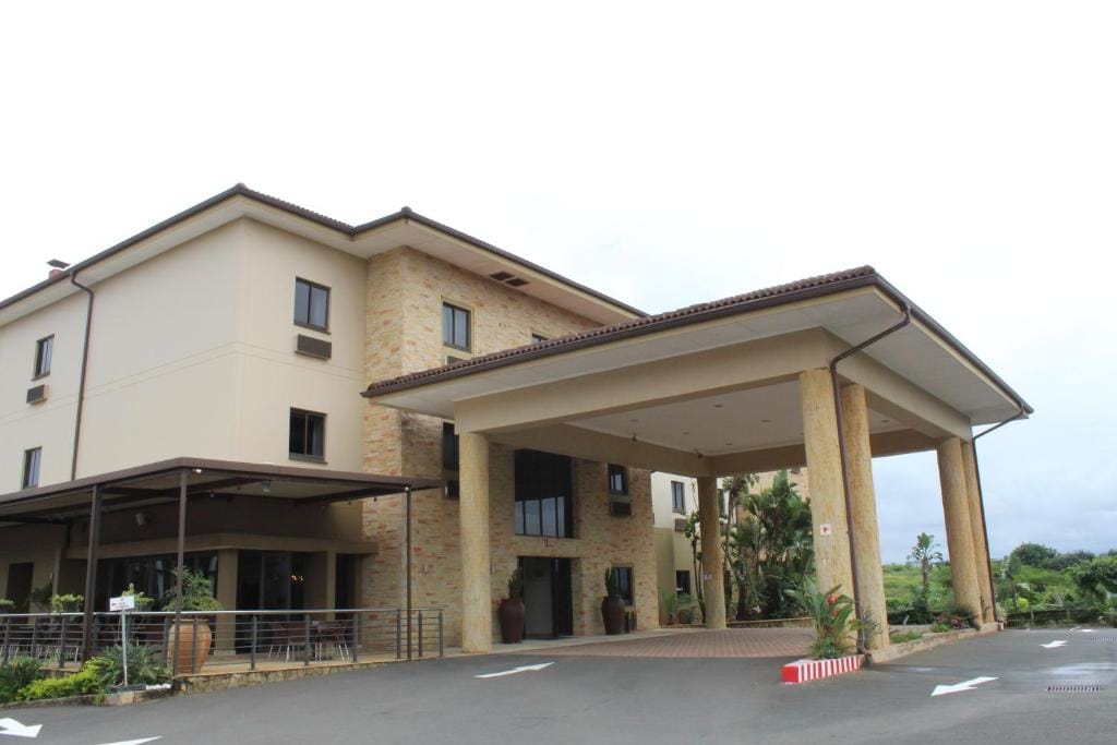 Hampshire Hotel - Ballito — 1