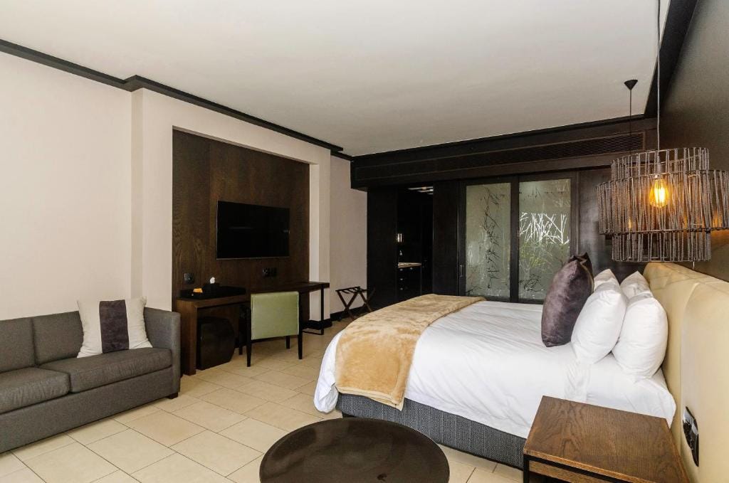 Zimbali condo family room 9 — 2