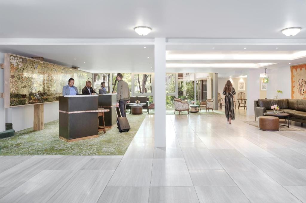 Vineyard Hotel — 4
