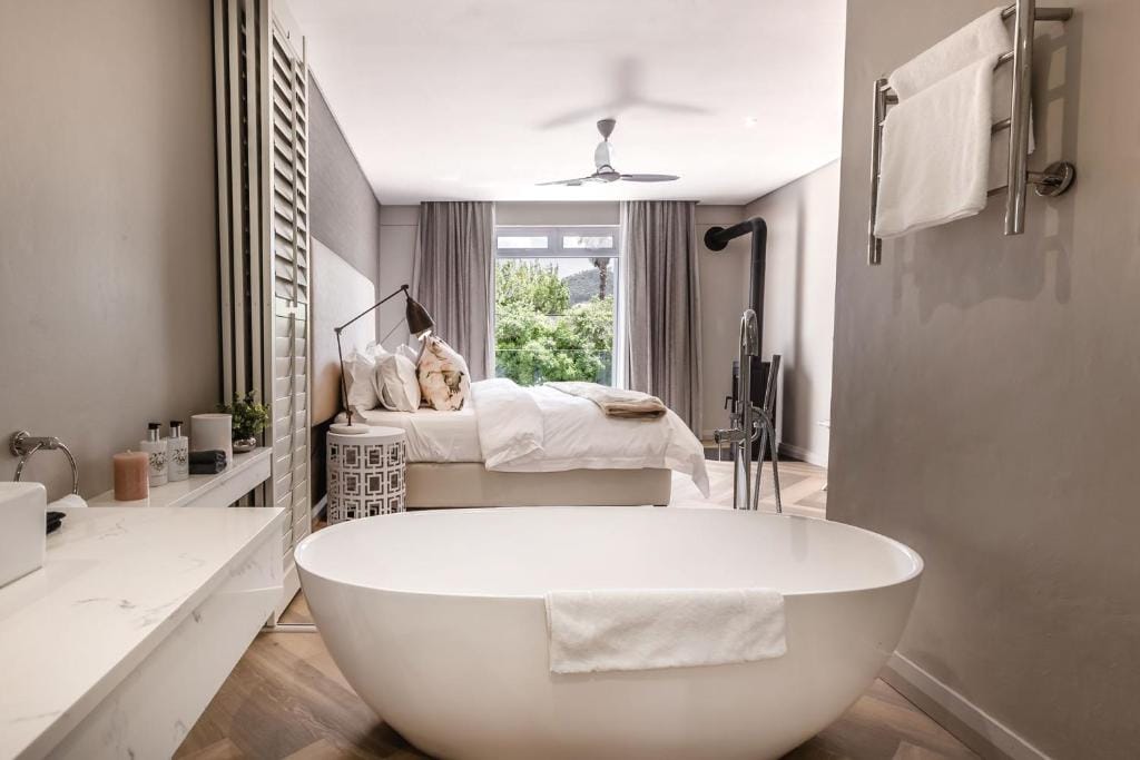 Franschhoek Boutique Hotel - Lion Roars Hotels & Lodges — 1