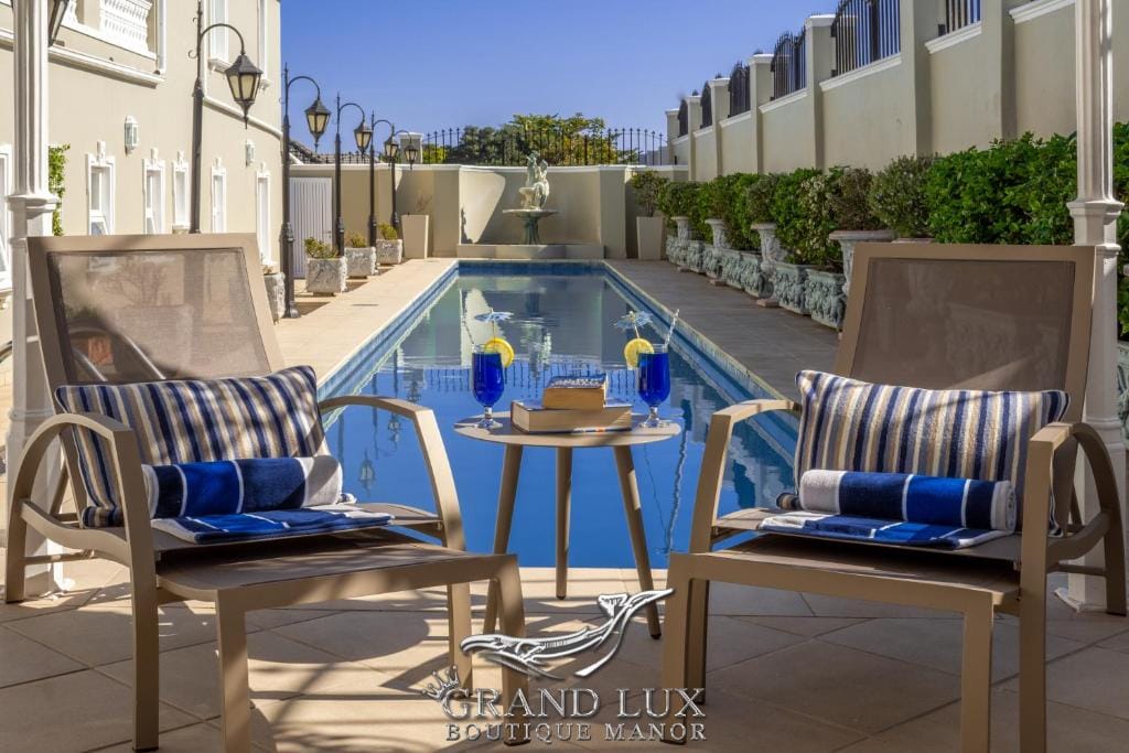 Grand Lux Boutique Manor — 2