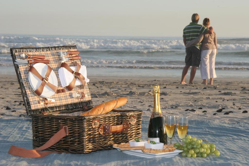 Mosselberg on Grotto Beach — 2
