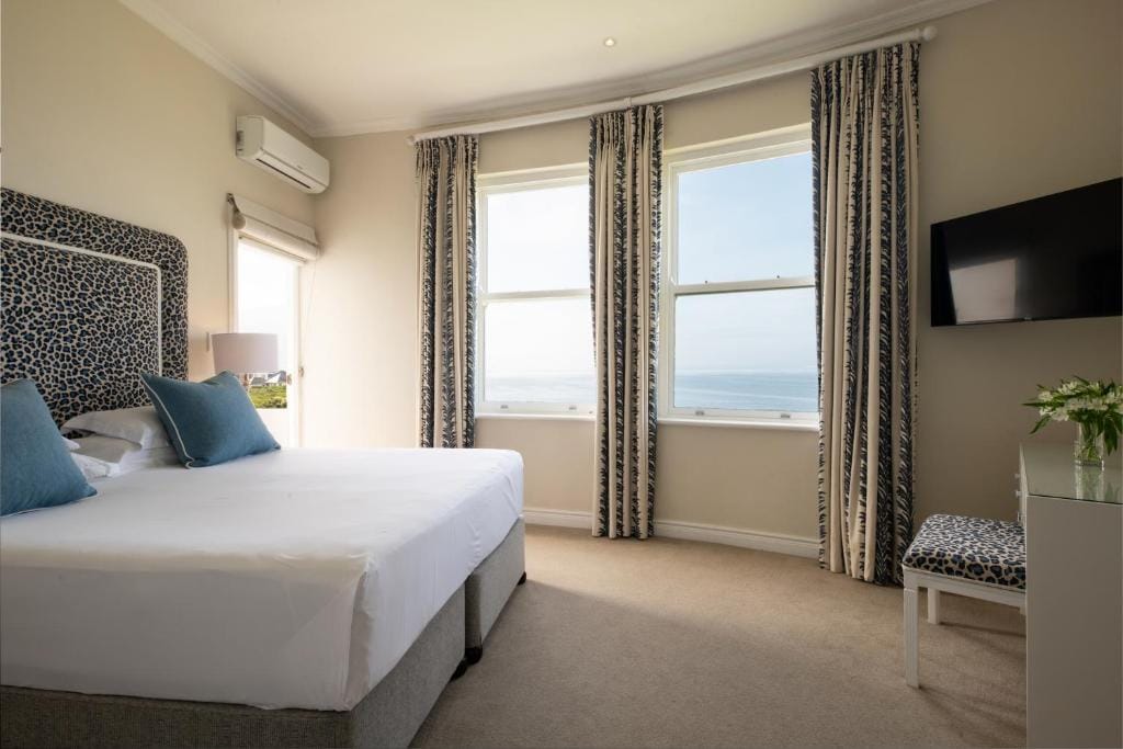 The Marine Hermanus — 2