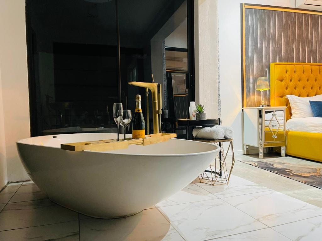 24 On Basil Boutique Luxury hotel — 3