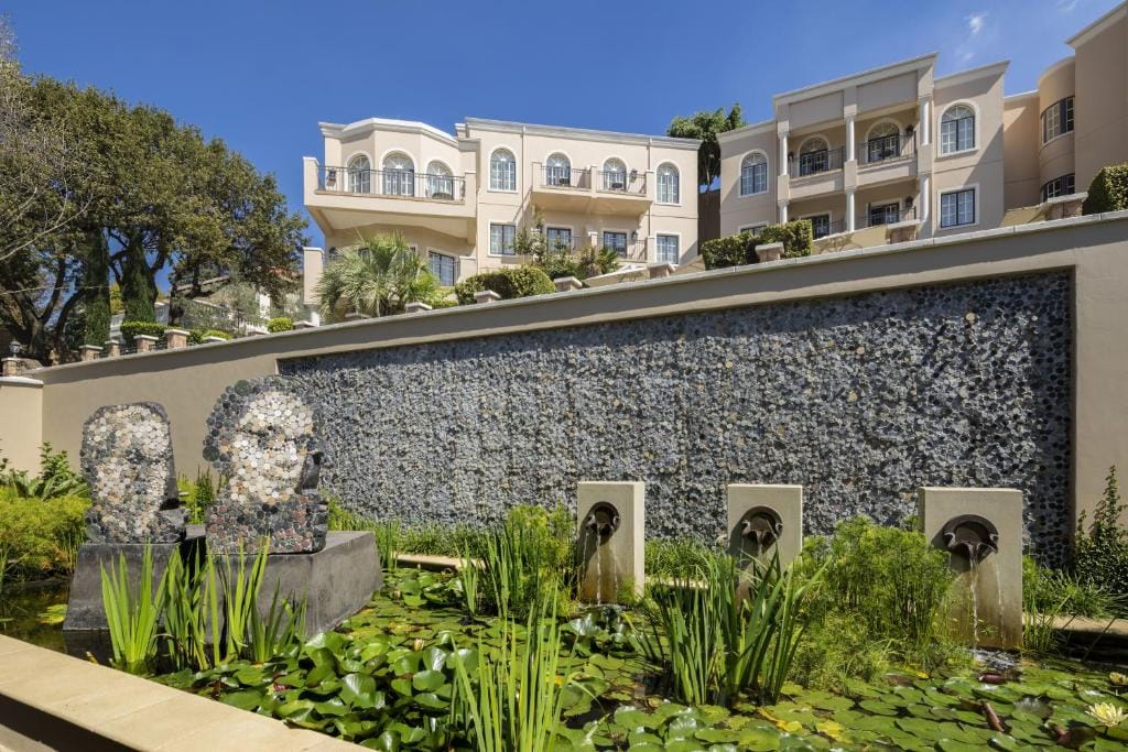 Four Seasons Hotel The Westcliff — 4