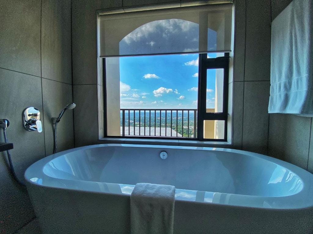The Northcliff Boutique Hotel — 3