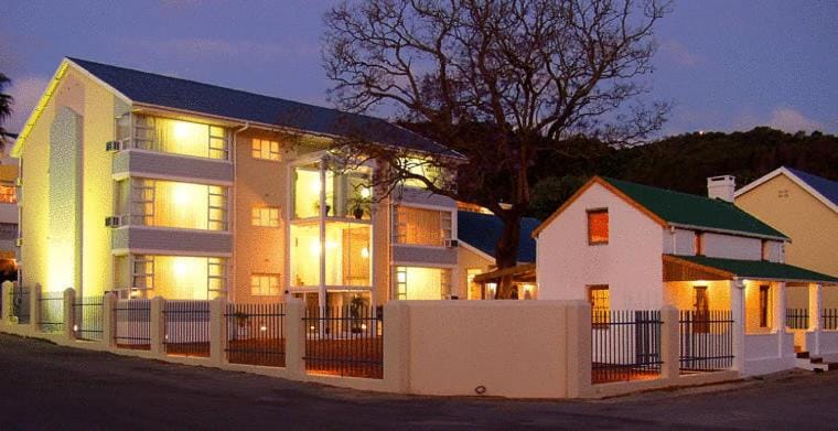 The Russel Hotel — 1