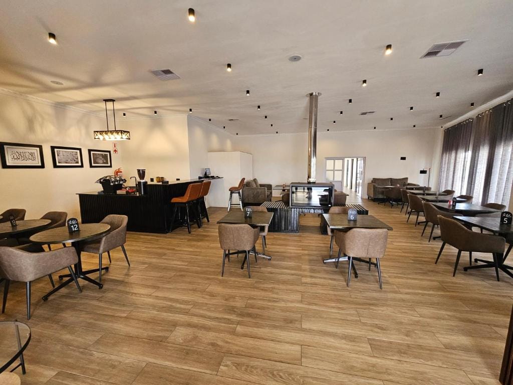 Booth Suite Hotel Mafikeng — 4