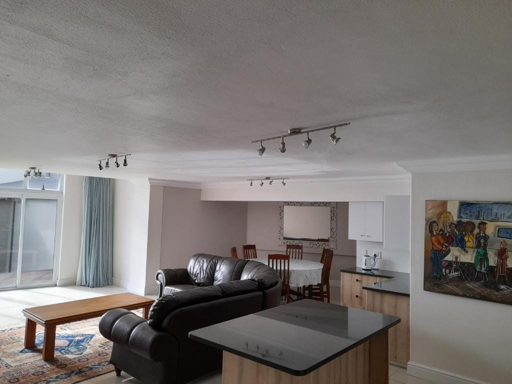 Beach Club Self Catering Apartments — 3