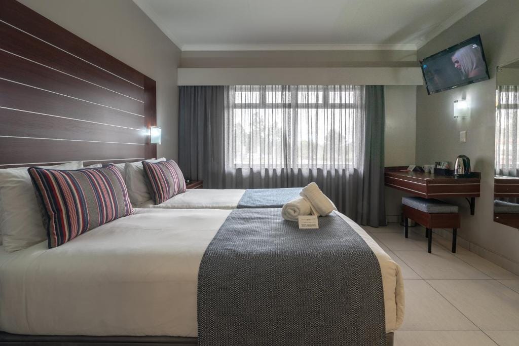 Hotel Savoy and Conference Centre — 2