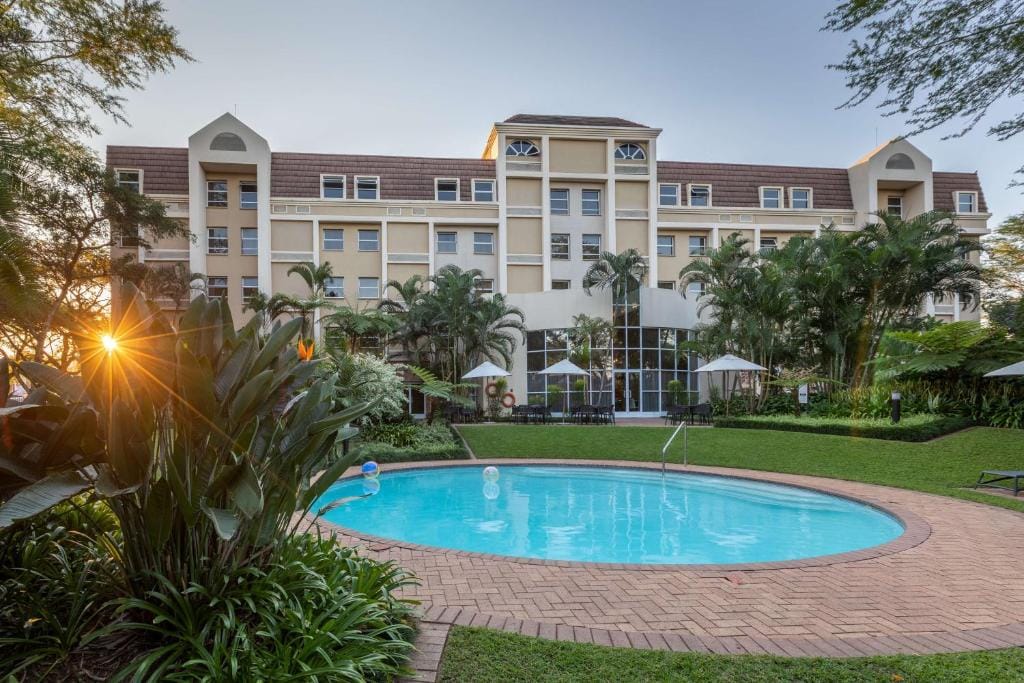 StayEasy Mbombela — 1