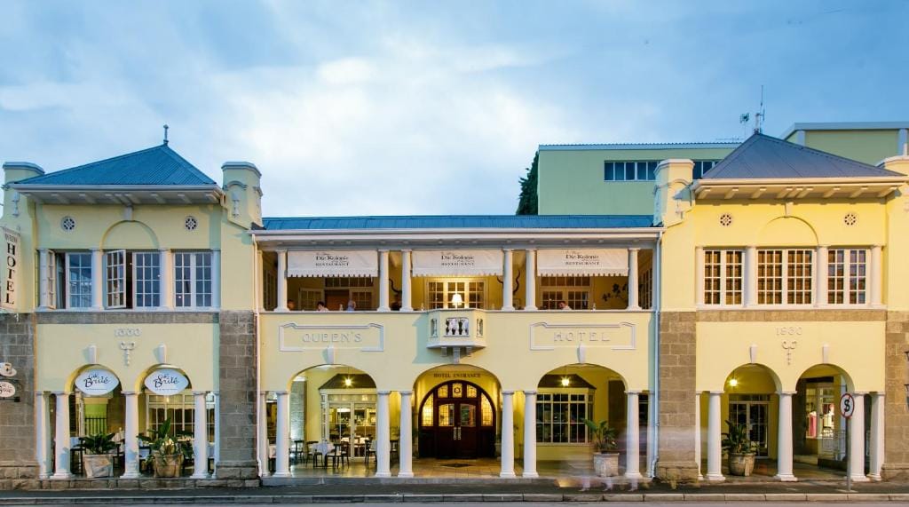 Queen's Hotel by BON Hotels — 1