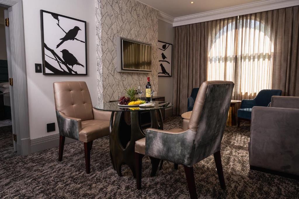 Golden Horse Hotel — 4