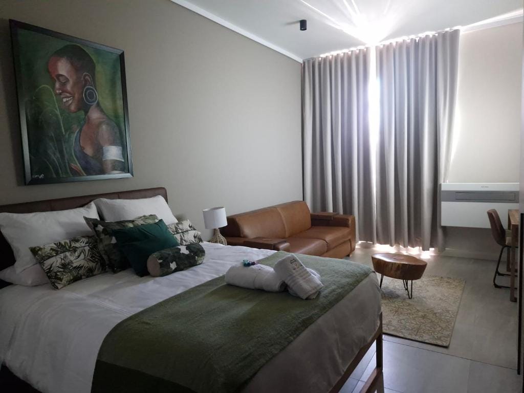 Emerald Studio Menlyn Maine — 2