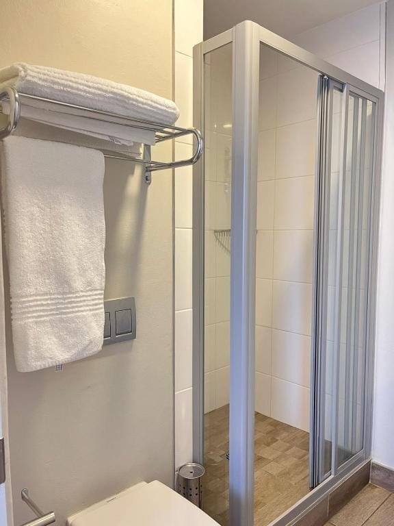 REGENCY APARTMENT HOTEL-ST@Y — 5