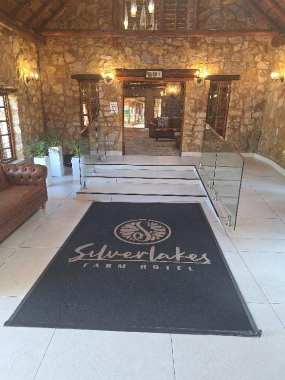 Silverlakes Farm Hotel — 1