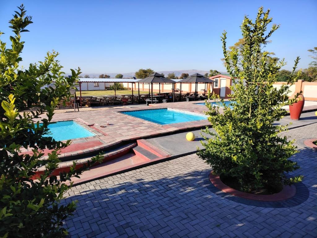 4th Avenue Themepark & Lodge — 3