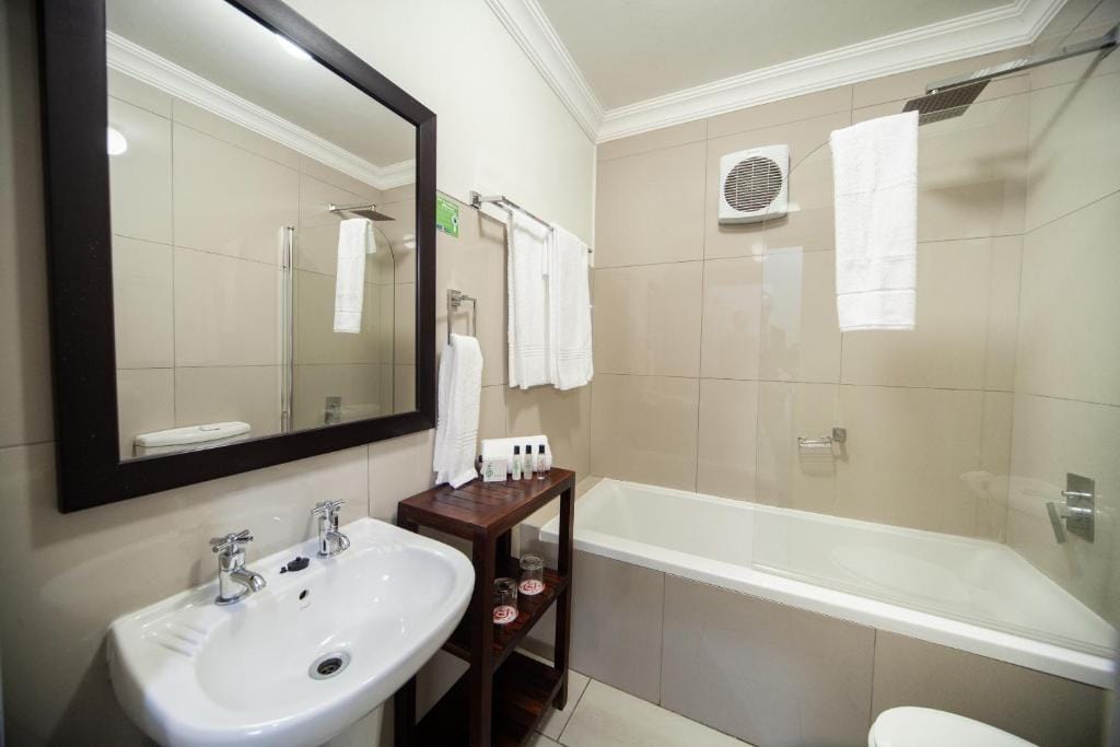 Hotel @ Tzaneen — 3