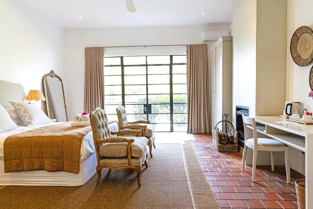 Kings Walden Garden Manor — 2