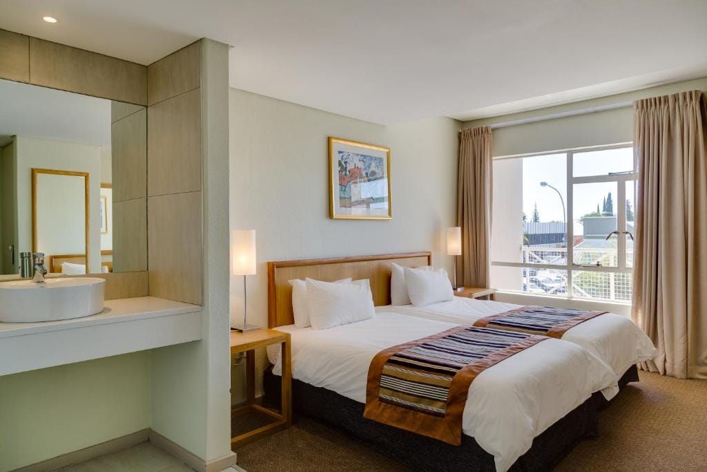 River City Inn — 2