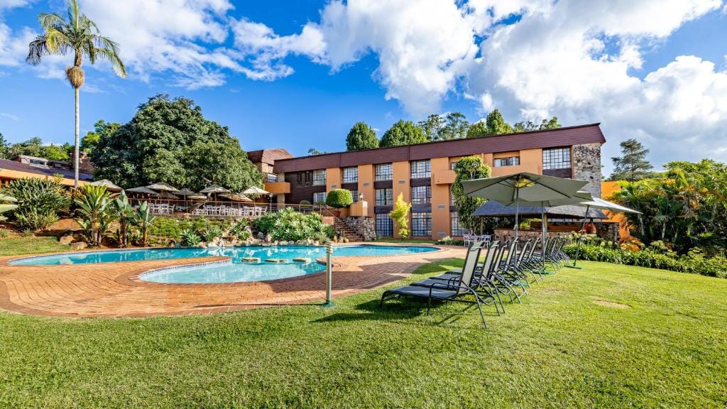 African Sky Hotels - Pine Lake Inn — 1